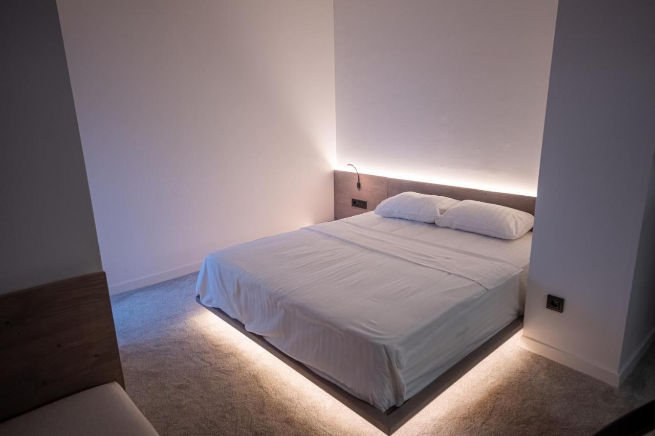 Bloom Suites Pristina Eksteriør bilde