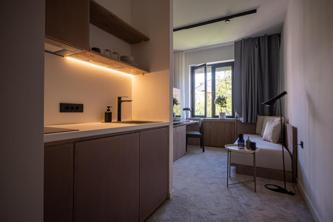 Bloom Suites Pristina Eksteriør bilde