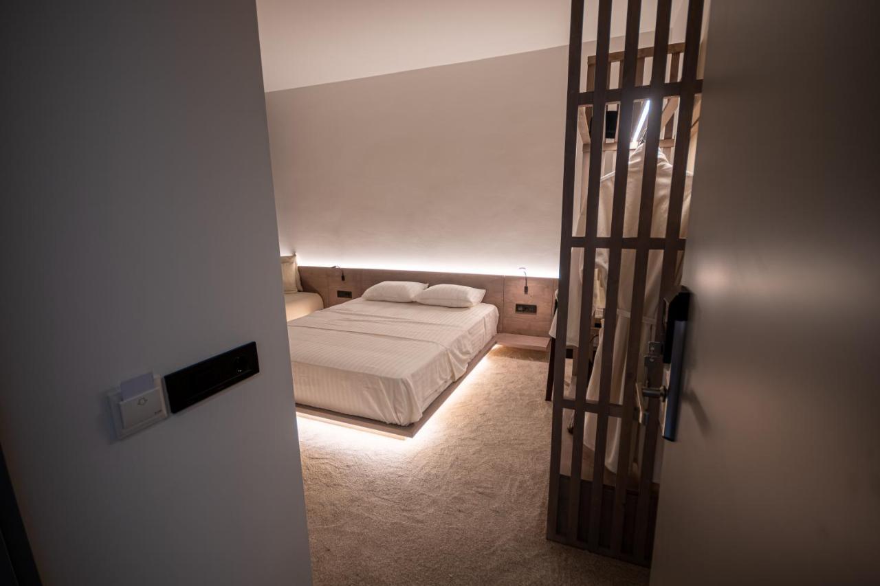 Bloom Suites Pristina Eksteriør bilde