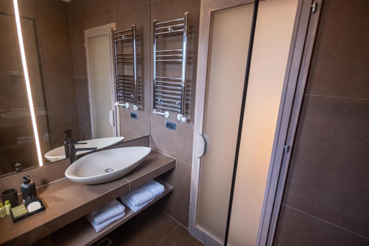 Bloom Suites Pristina Eksteriør bilde